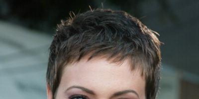 Mycket korta frisyrer - kvinnors frisyrer för en pojke Frisyr för en pojke för flickor